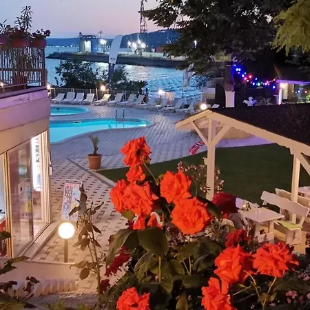Hotel Helios Balcic