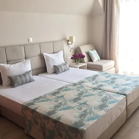 Hotel Helios Balcic