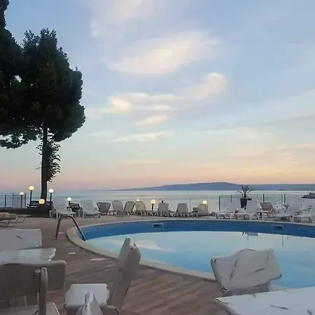 Hotel Helios Baltsjik