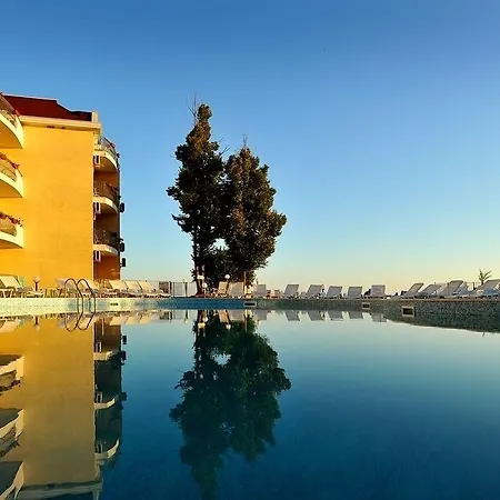 Helios Hotel