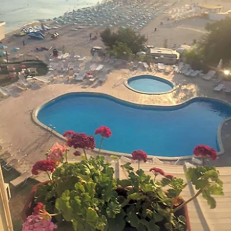 Helios Hotel 3*
